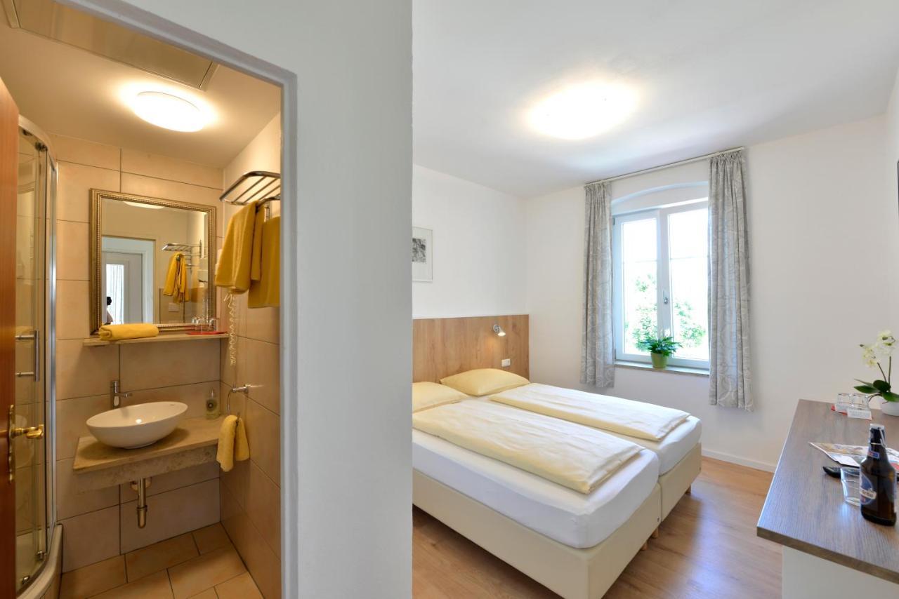Pension Gambrinus Passau Exterior foto